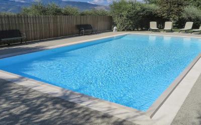 Piscina Sfioro Scalinata